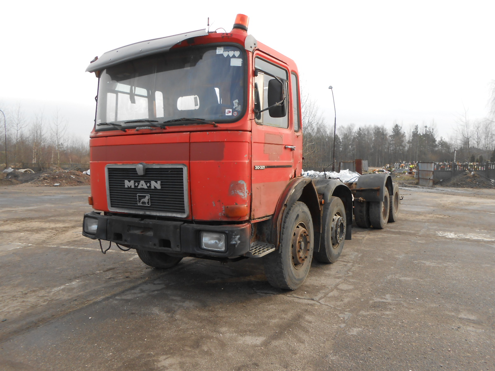 MAN 1 rok 1980 - 1988 292 302 332 4x2 4x4 6x4 6x6 8x4 8x6 8x8 wywrotki ciągniki siodłowe skup zamiana sprzedaż
