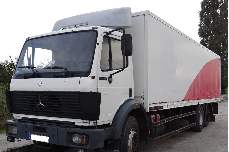 MB Mercedes 1820 kontener sprzedam kupię